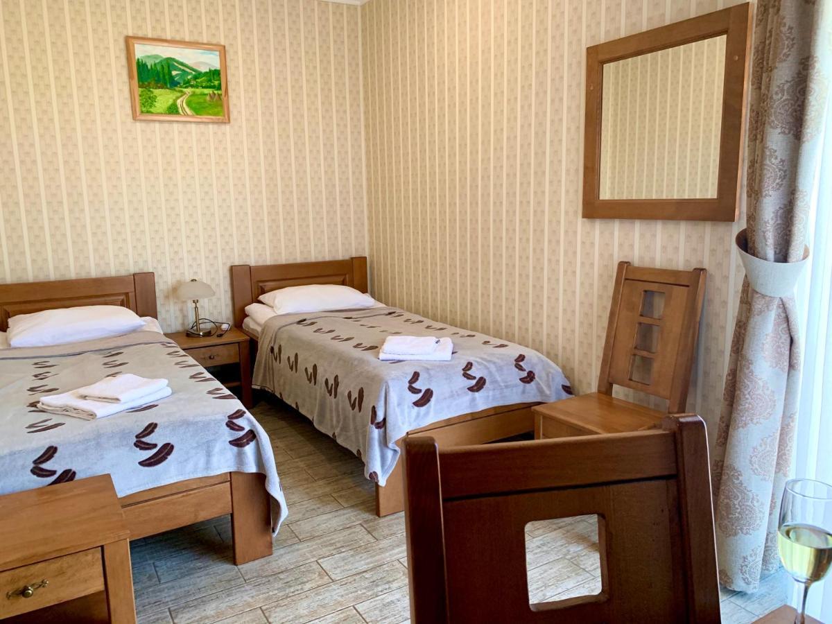 Mini Hotel Solnce Karpat Polyana  Εξωτερικό φωτογραφία