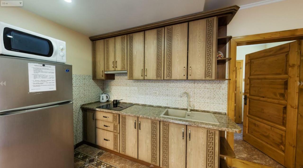 Mini Hotel Solnce Karpat Polyana  Εξωτερικό φωτογραφία